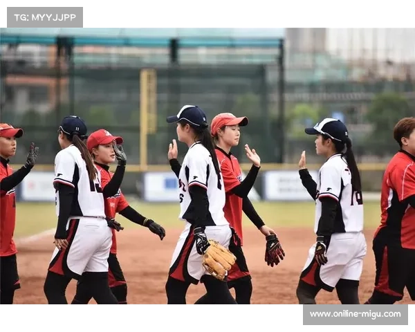 全国女子垒球冠军杯赛12月12日决出冠军，采用分组循环加排位赛制